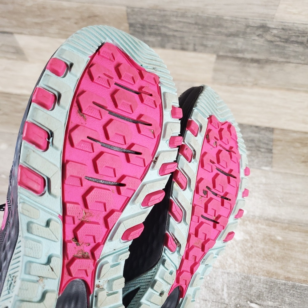 New Balance 410 V8 Womens Shoes Sz‎ 7 B Black Hi-Pink Bright Cyan Sneakers - Picture 9 of 10